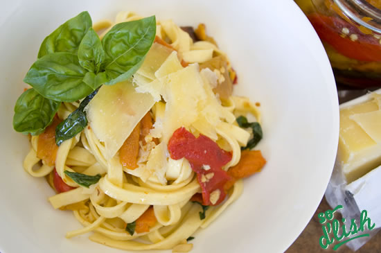 10 minute roasted capsicum fettuccine :: So D'lish. New Zealand's food blog website.